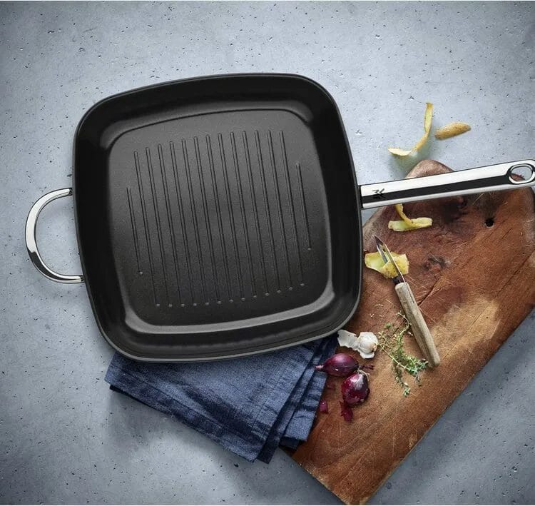 WMF Durado Kermische Grillpan op Snijplank